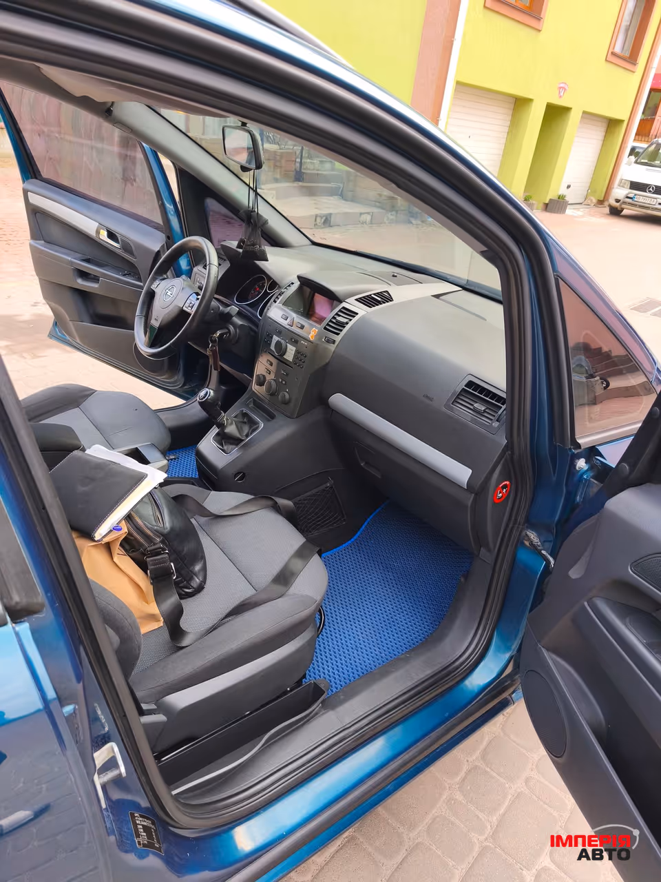 Opel Zafira - фото 5