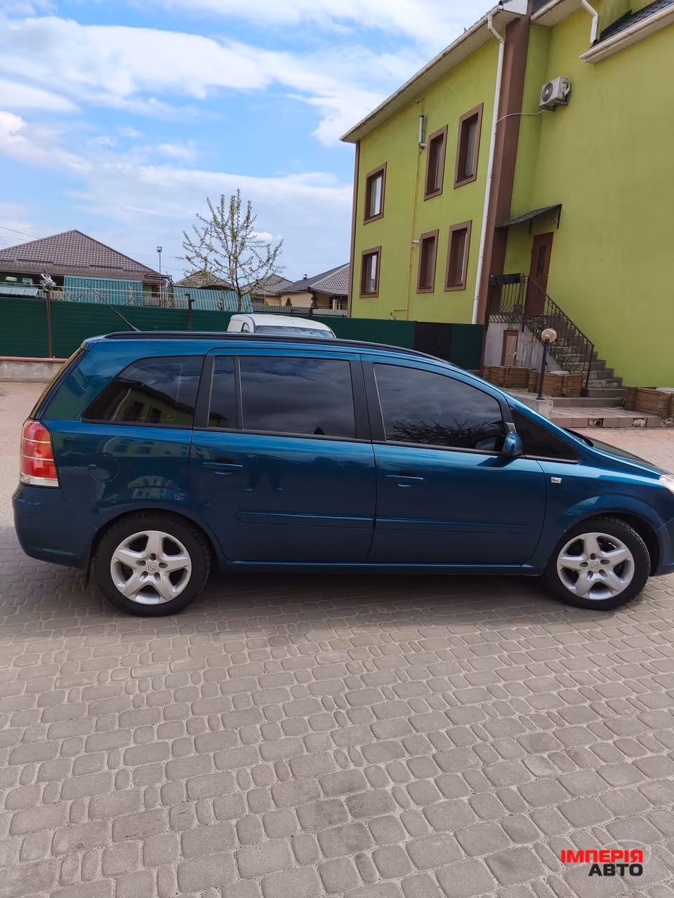 Opel Zafira - фото 6