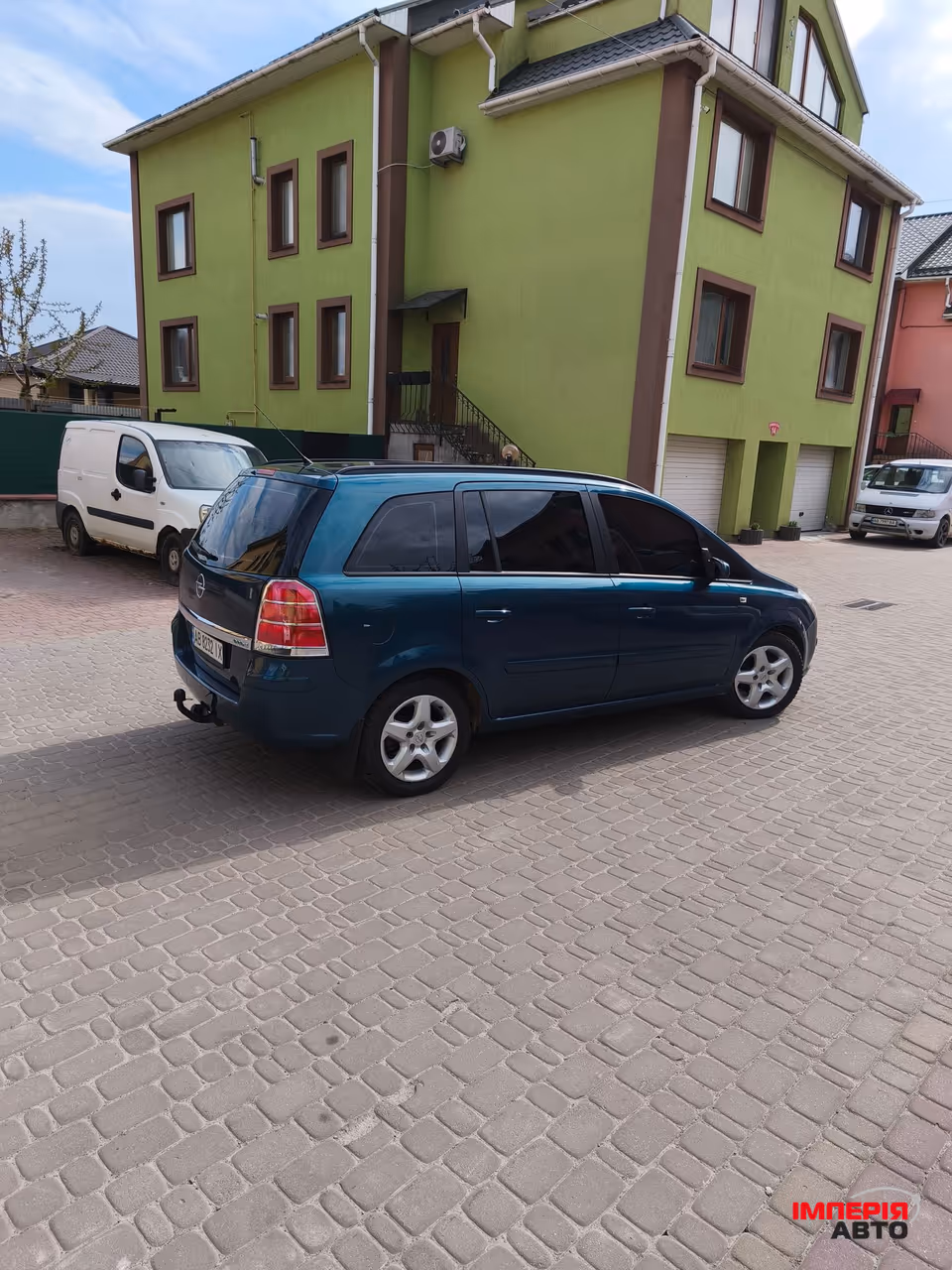Opel Zafira - фото 10