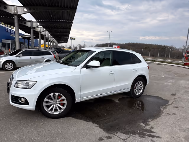 Audi Q5 - фото 3