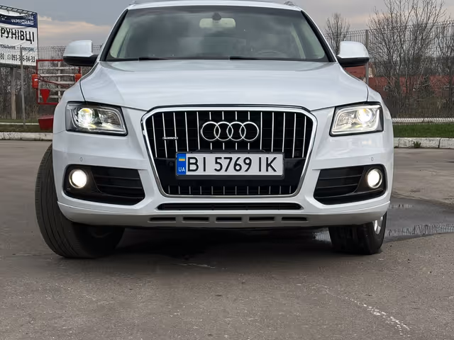 Audi Q5 - фото 1