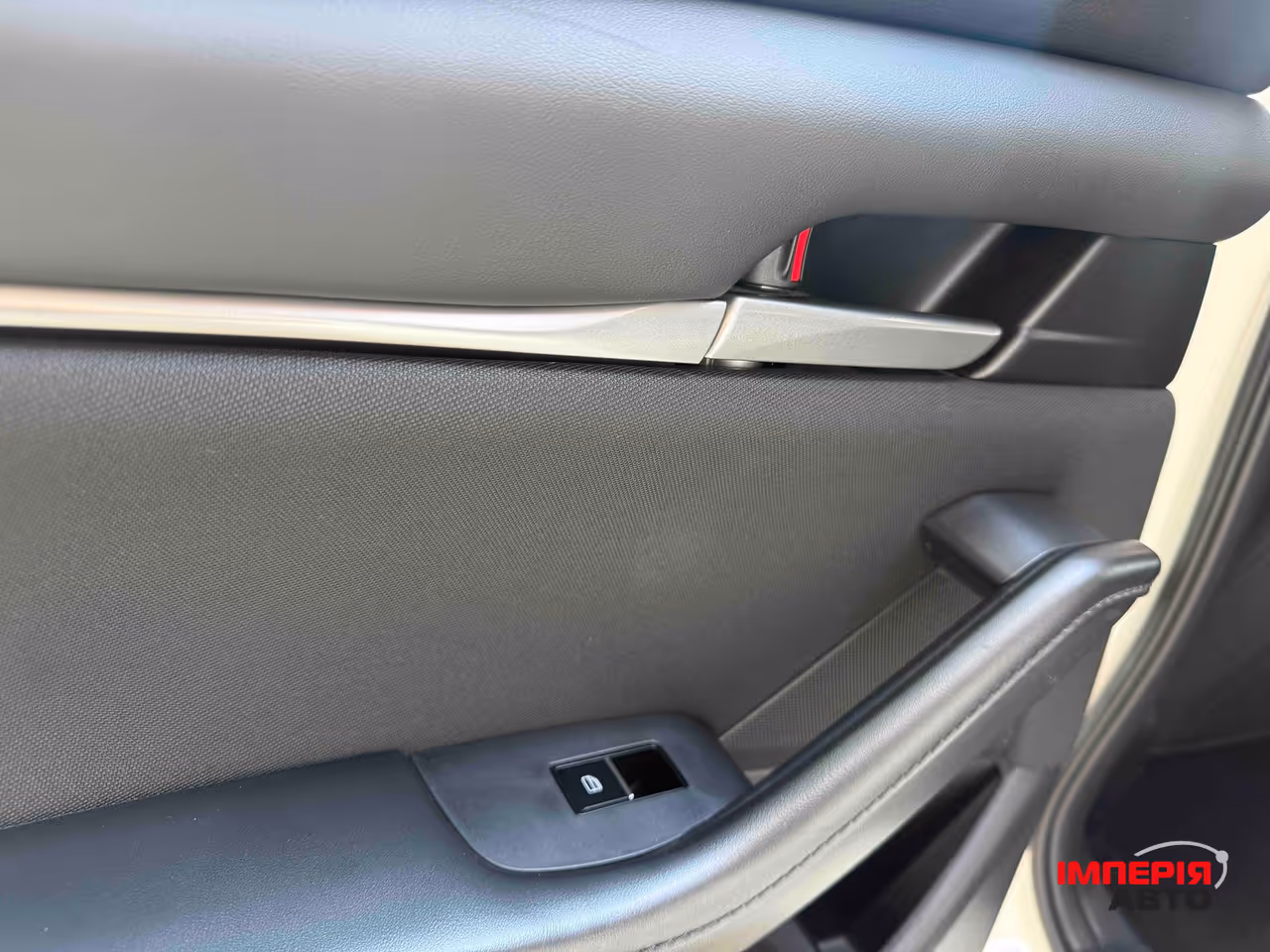 Mazda 3 - фото 39