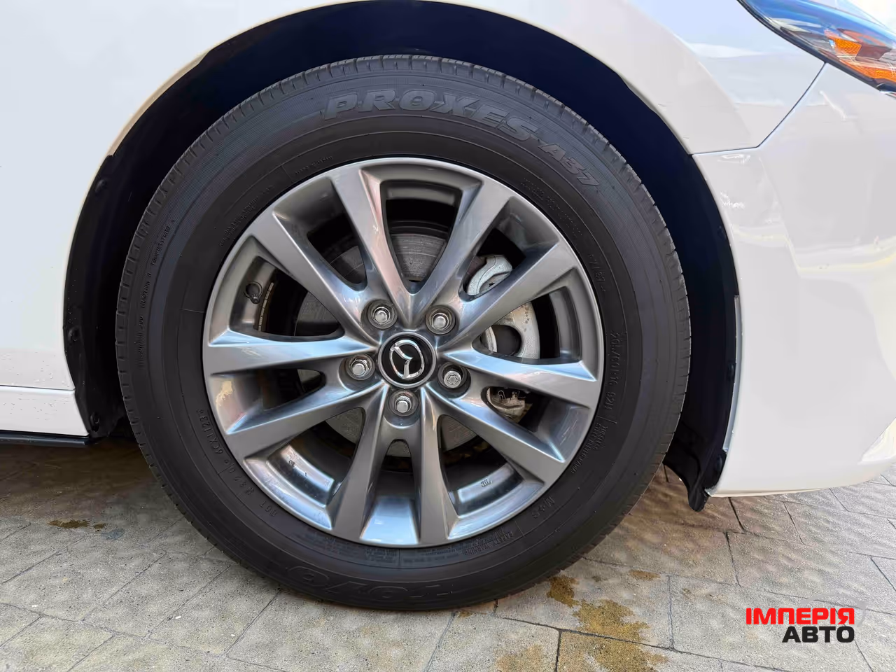 Mazda 3 - фото 5