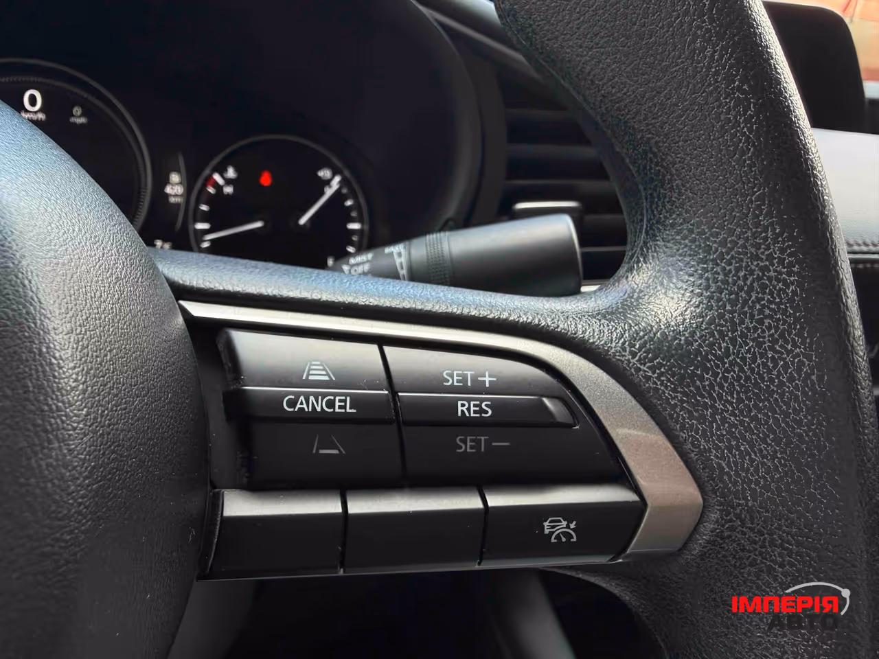 Mazda 3 - фото 31