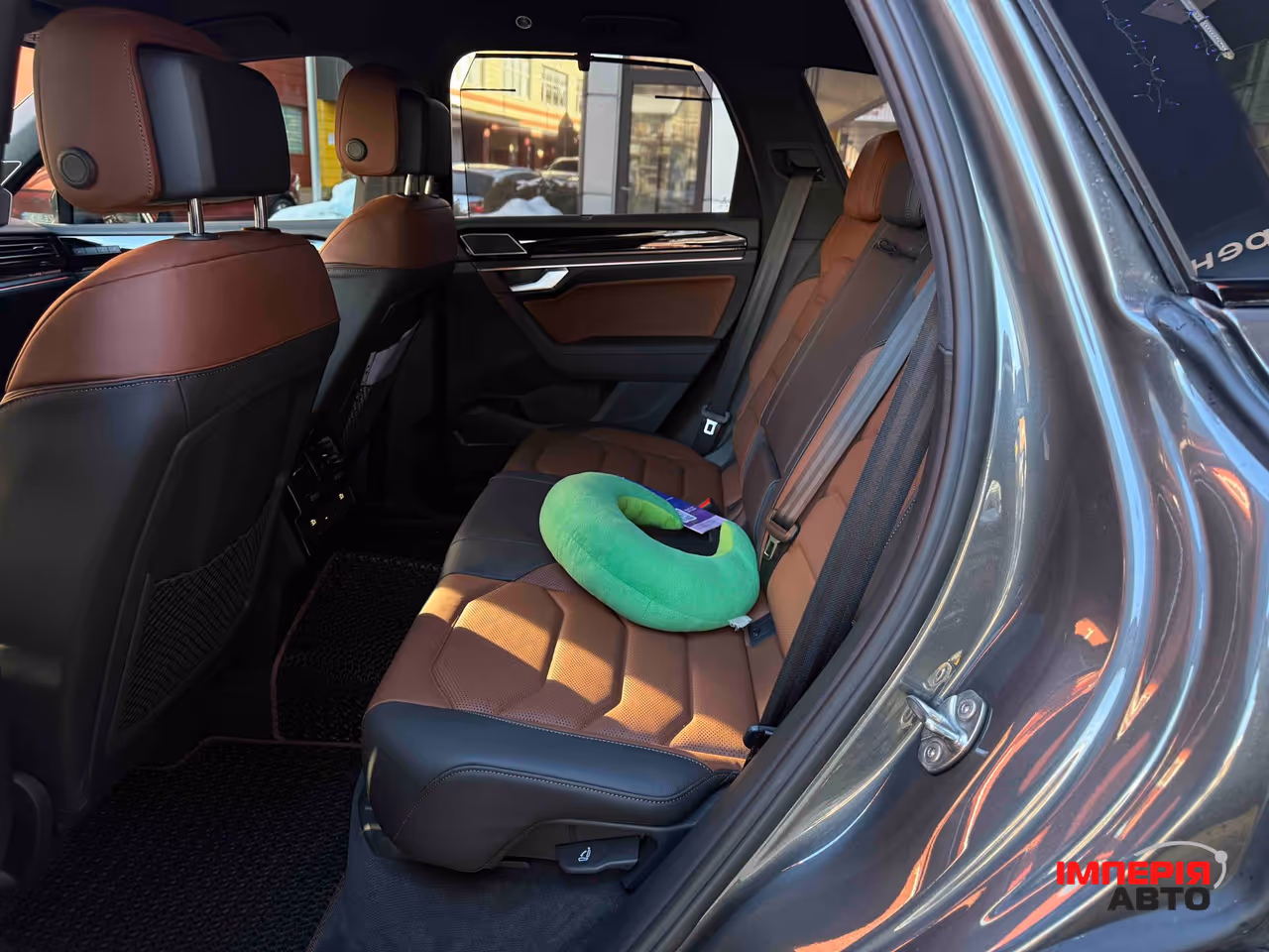 Volkswagen Touareg - фото 45