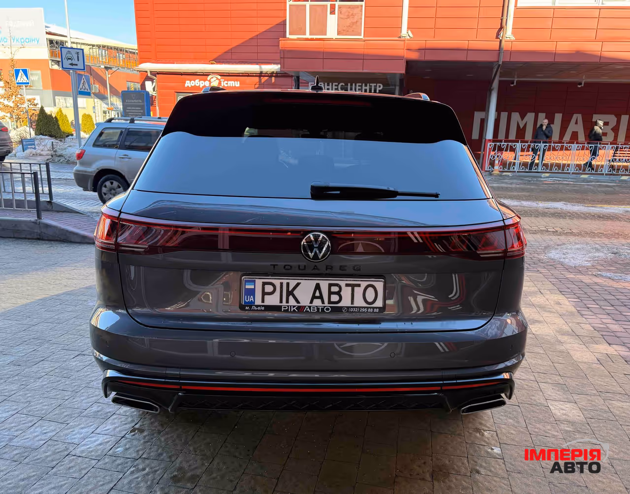 Volkswagen Touareg - фото 10
