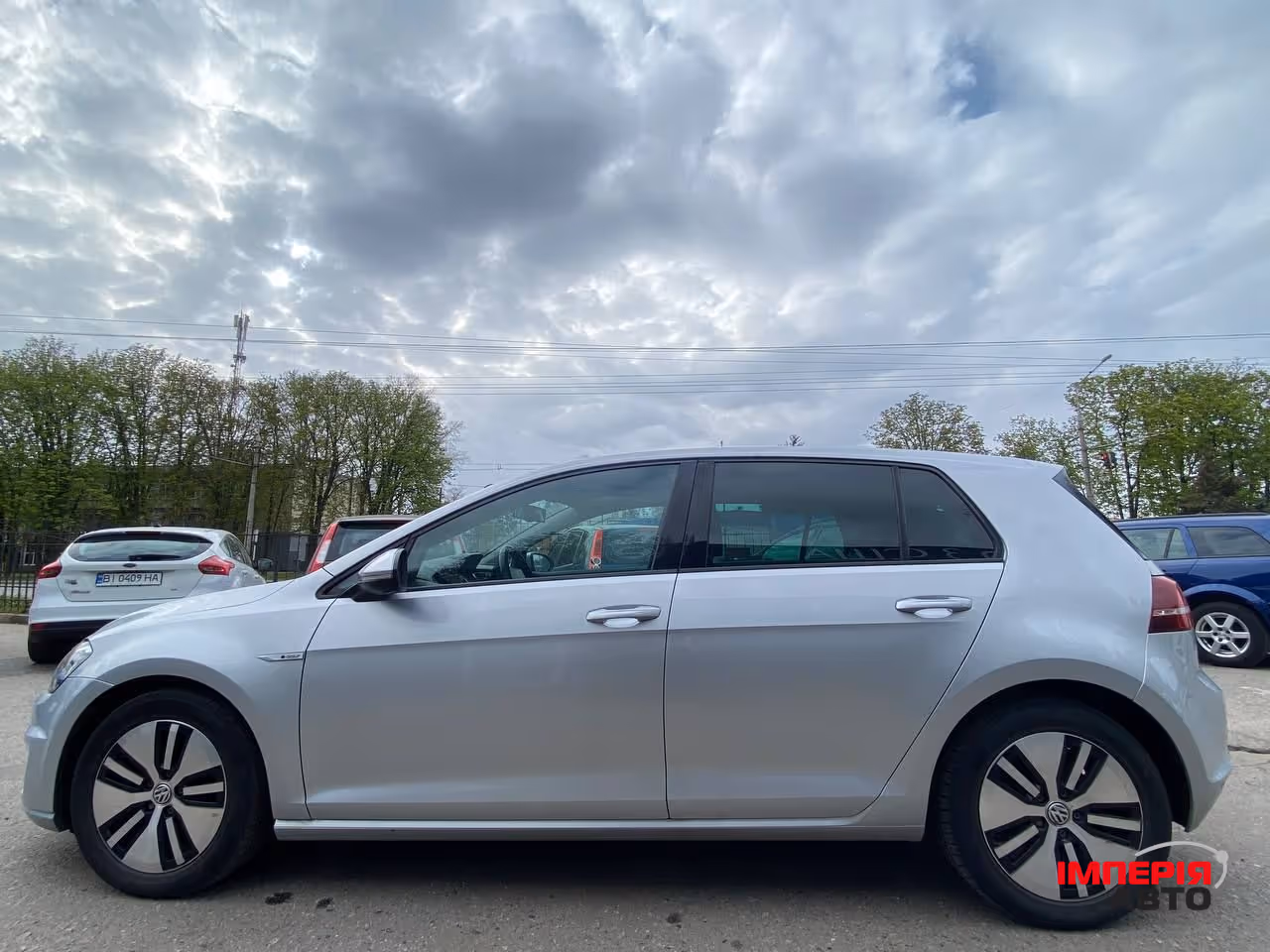 Volkswagen Golf - фото 7