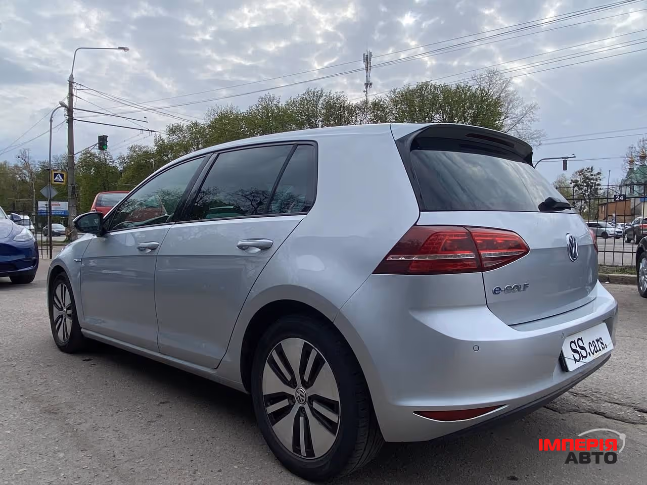 Volkswagen Golf - фото 6