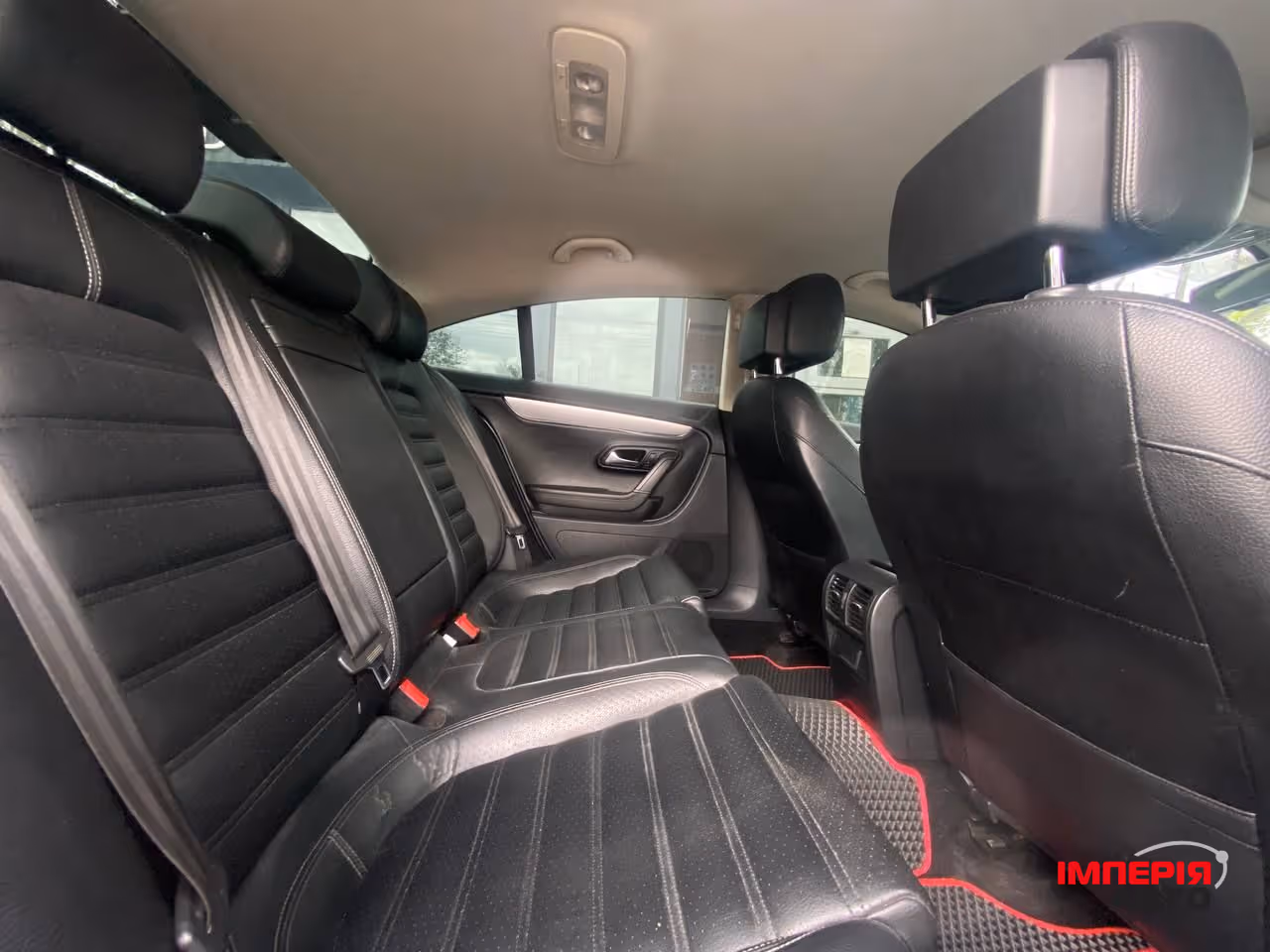 Volkswagen Passat CC - фото 17