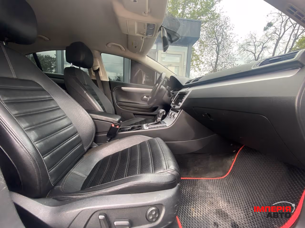 Volkswagen Passat CC - фото 18