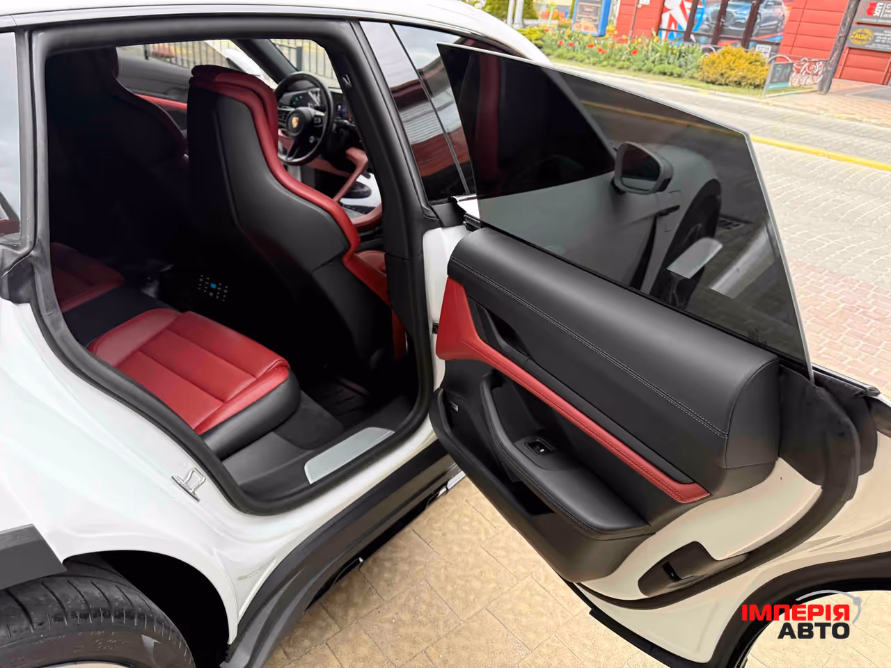 Porsche Taycan - фото 61
