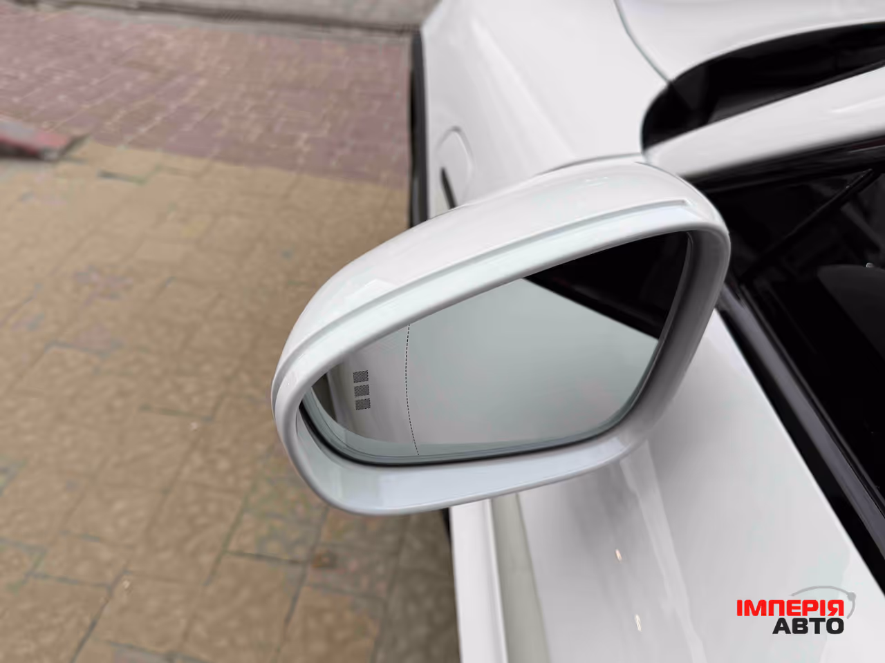 Porsche Taycan - фото 16