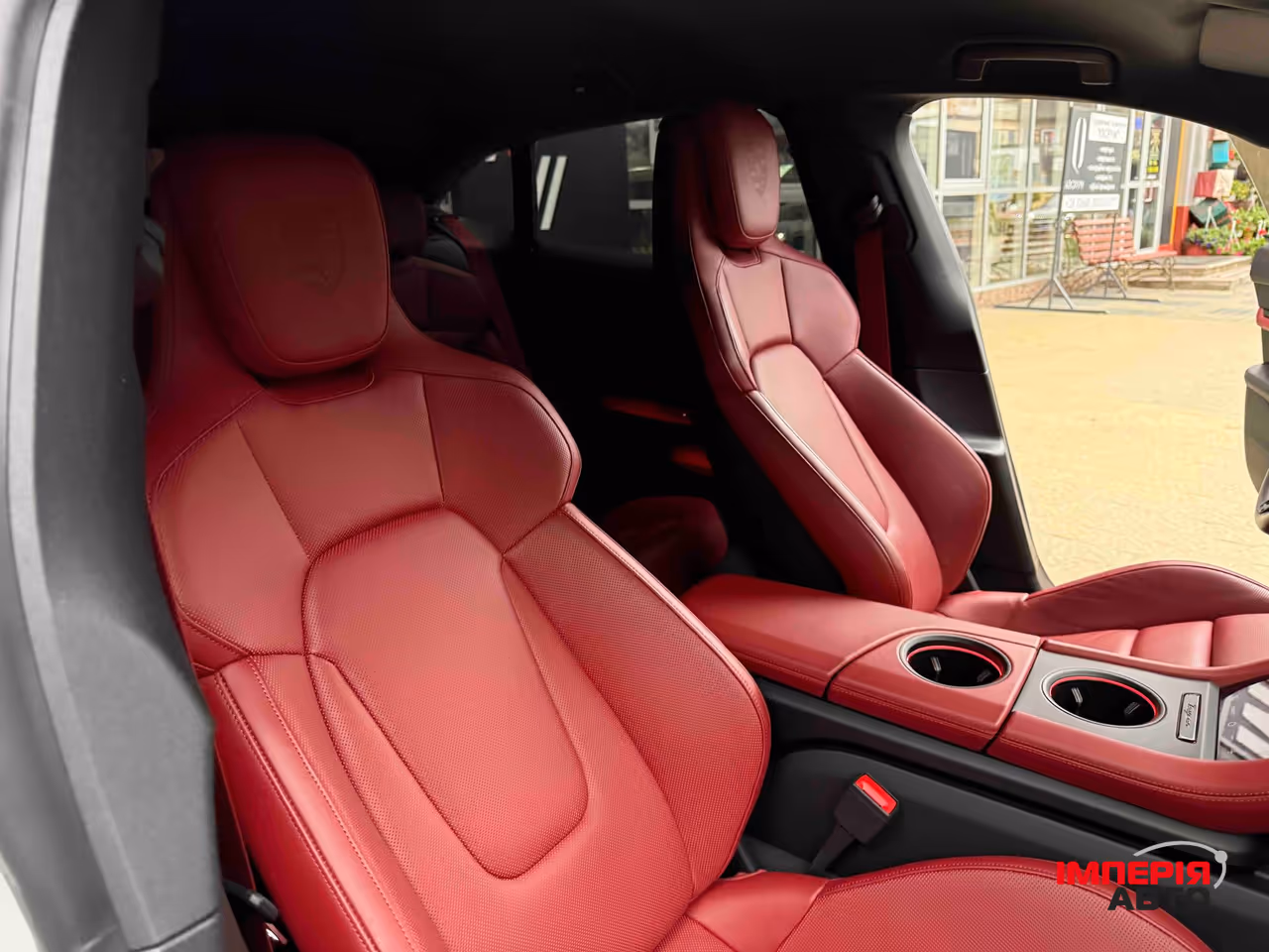 Porsche Taycan - фото 66