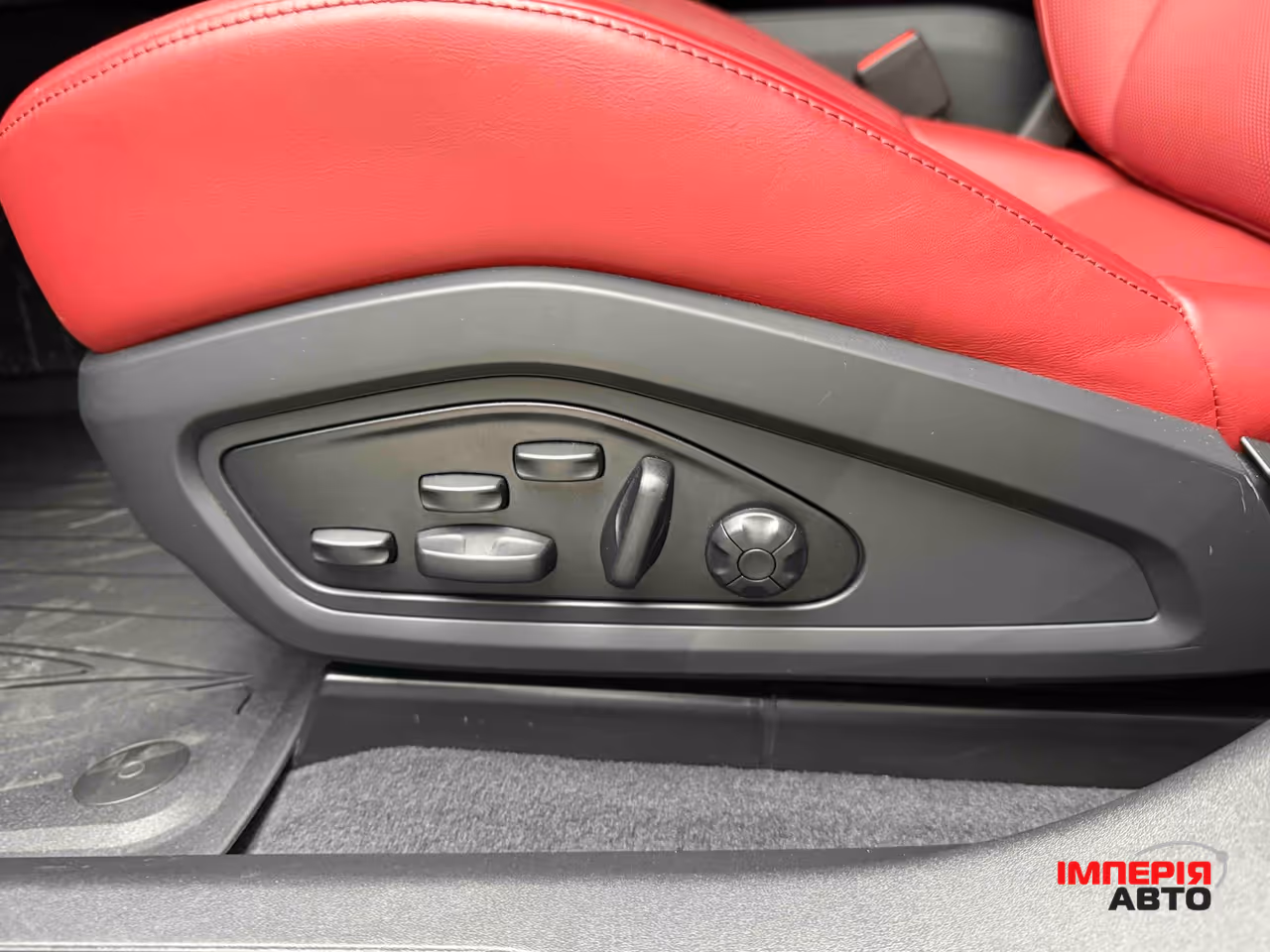 Porsche Taycan - фото 22