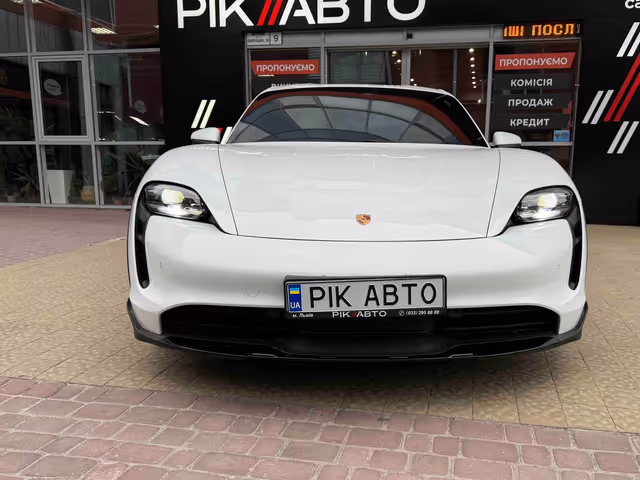 Porsche Taycan - фото 3