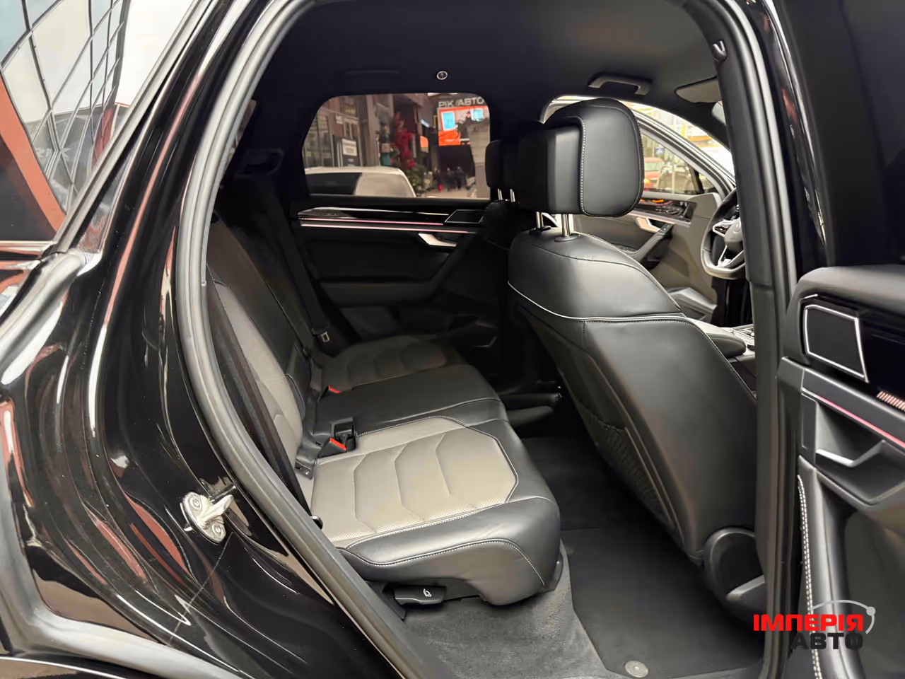 Volkswagen Touareg - фото 58