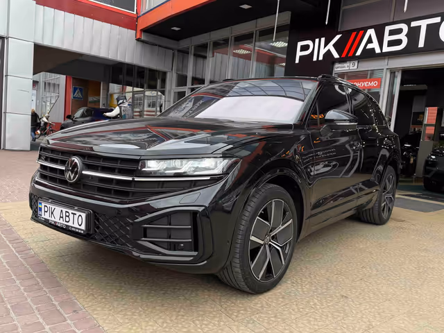 Volkswagen Touareg - фото 2