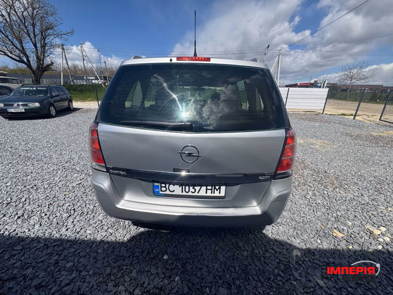 Opel Zafira - фото 7