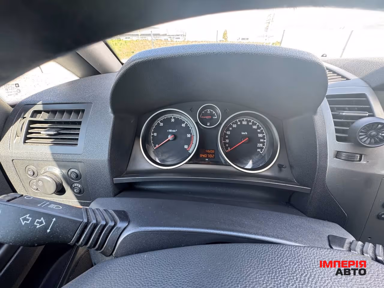 Opel Zafira - фото 17