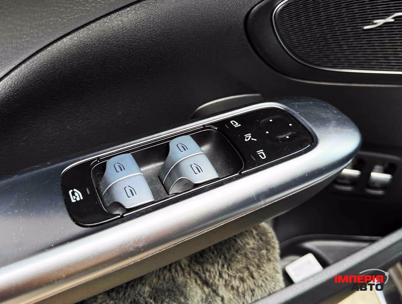 Mercedes-Benz C-Класс - фото 14