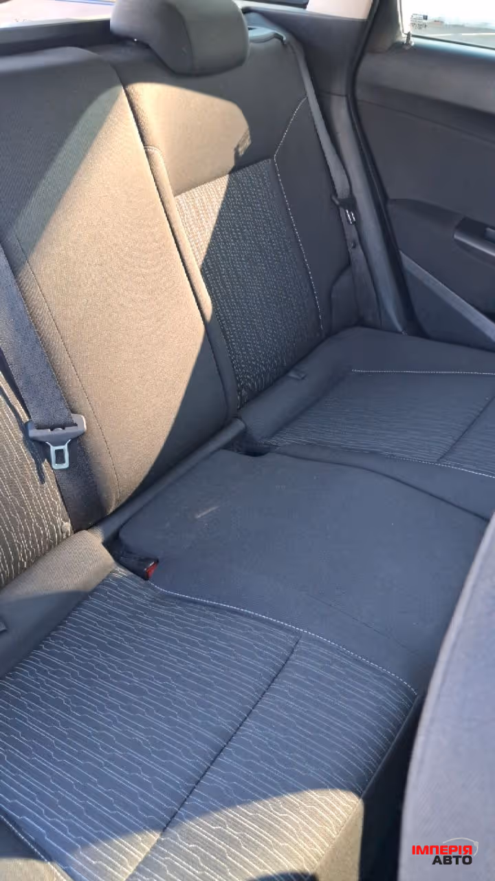 Opel Astra - фото 17