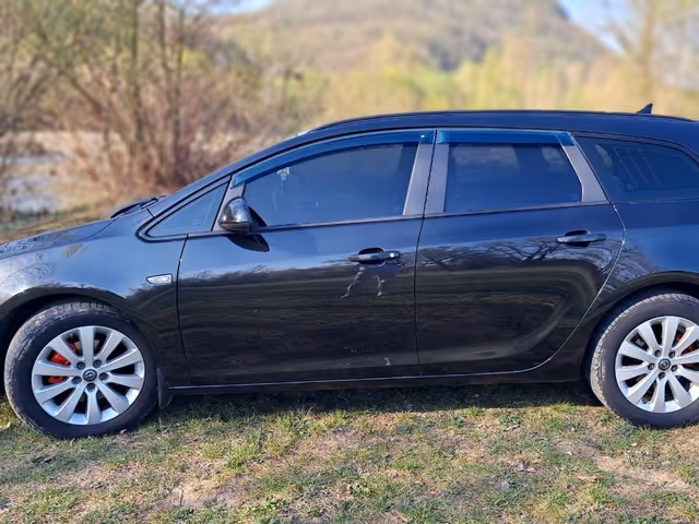 Opel Astra - фото 4