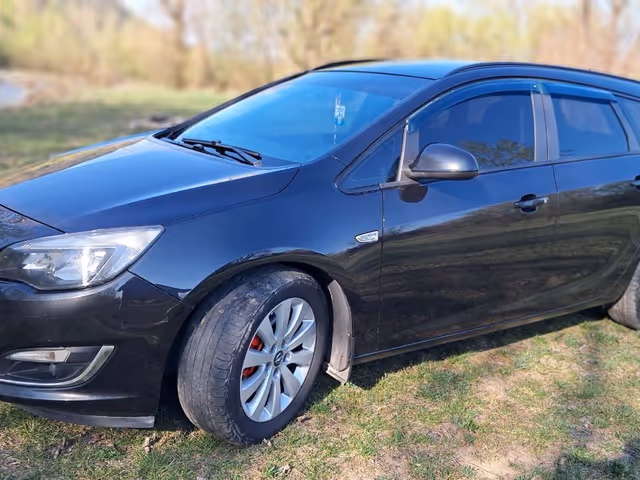 Opel Astra - фото 2
