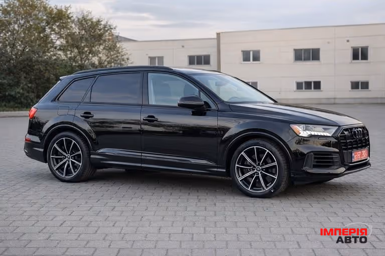 Audi Q7 - фото 5