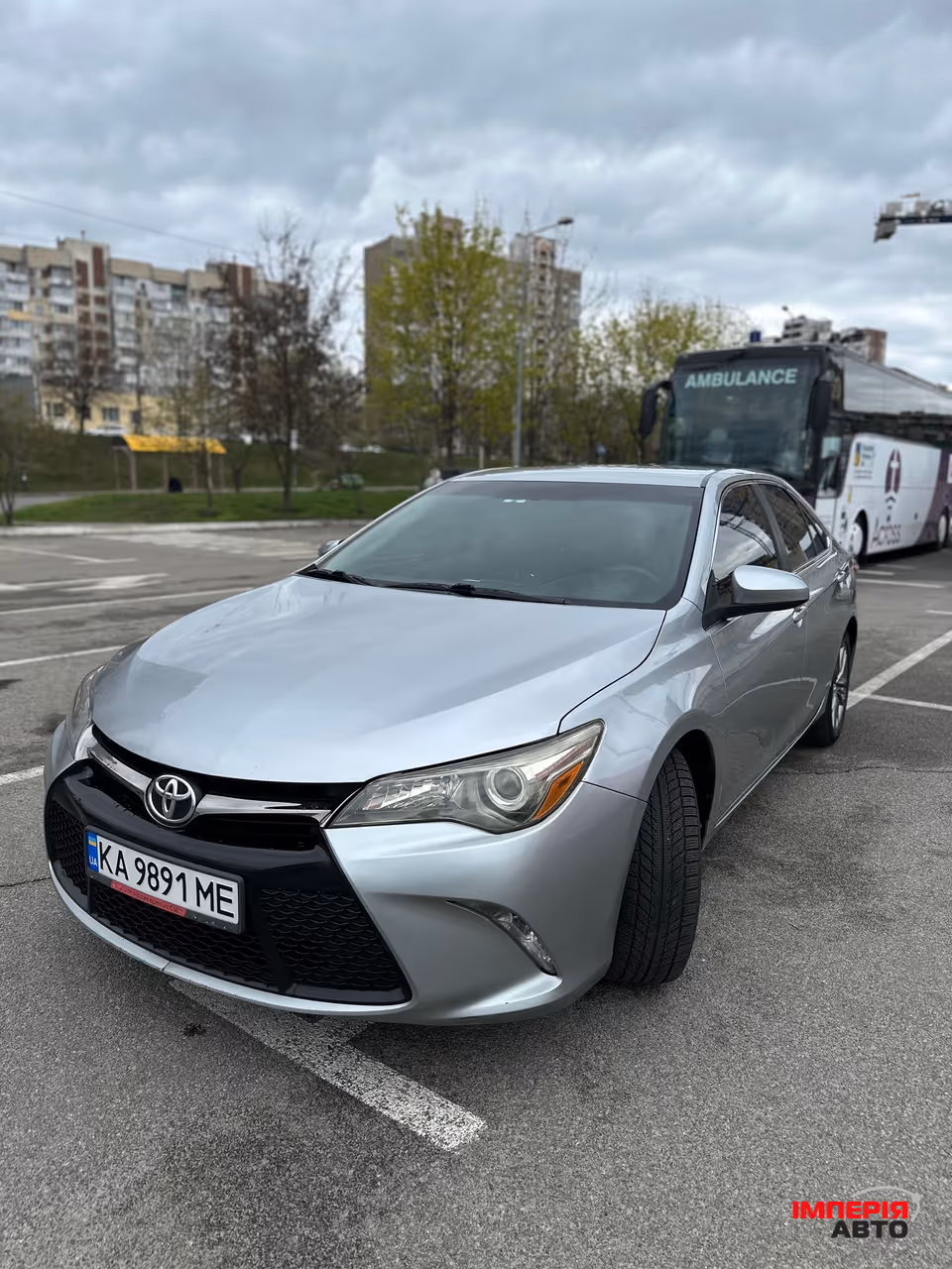 Toyota Camry - фото 3