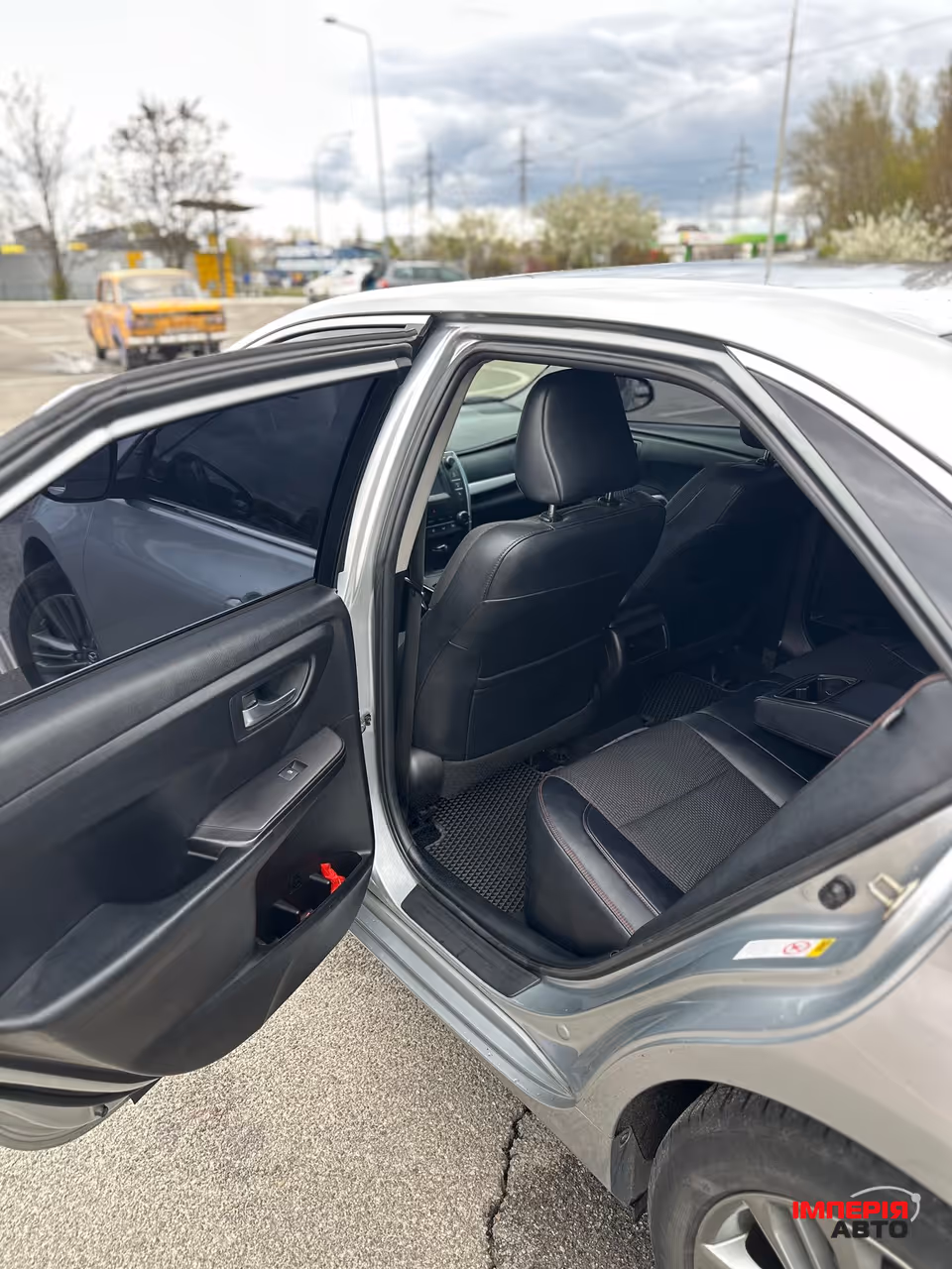 Toyota Camry - фото 10