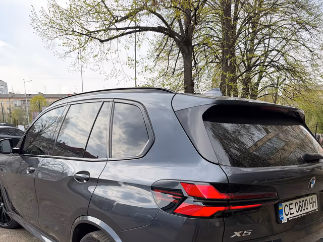 BMW X5 - фото 4