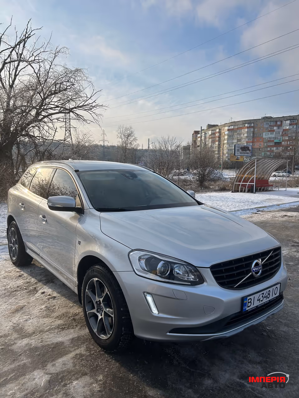 Volvo XC60 - фото 3