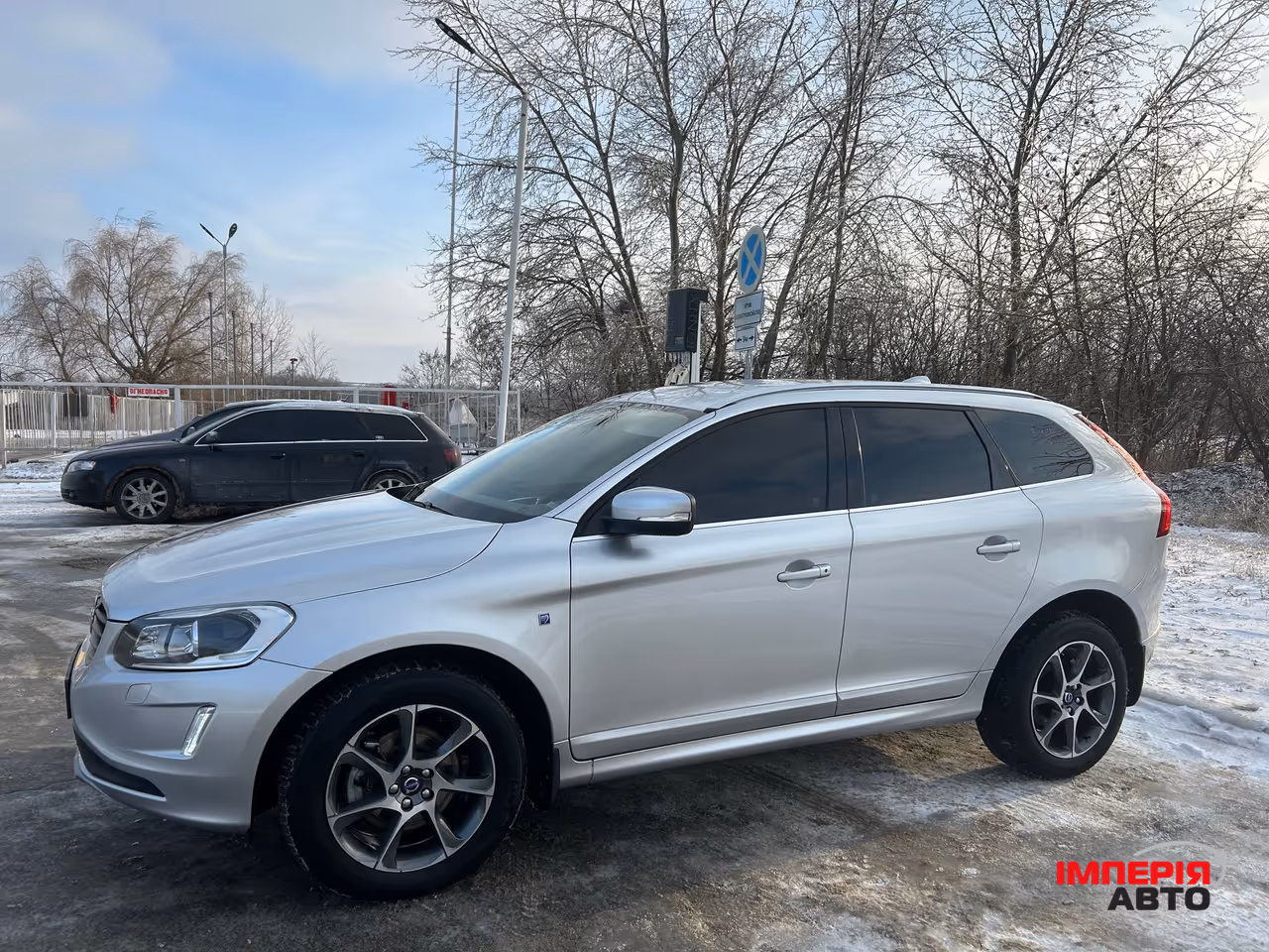 Volvo XC60 - фото 7