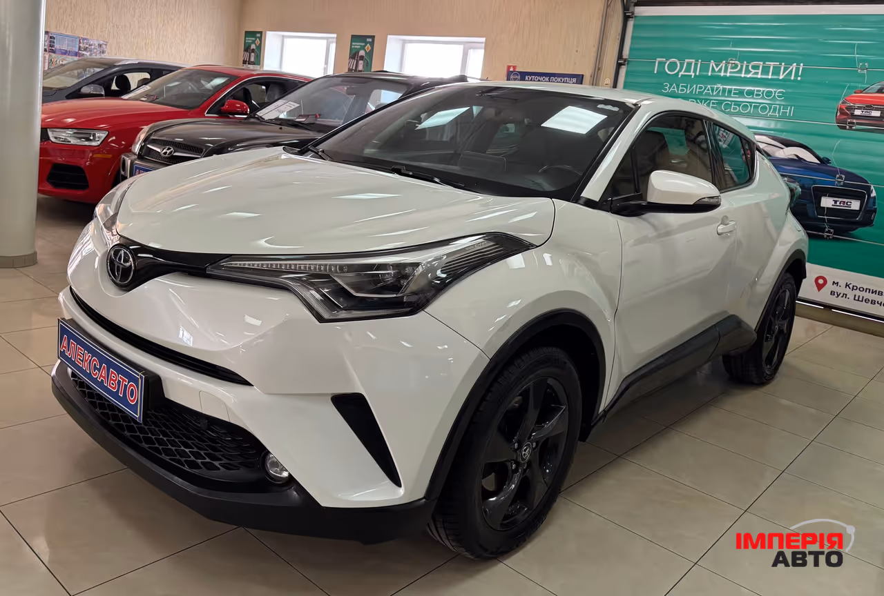 Toyota C-HR - фото 3