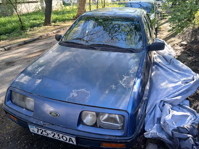 Ford Sierra - фото 1