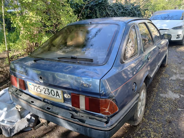 Ford Sierra - фото 4