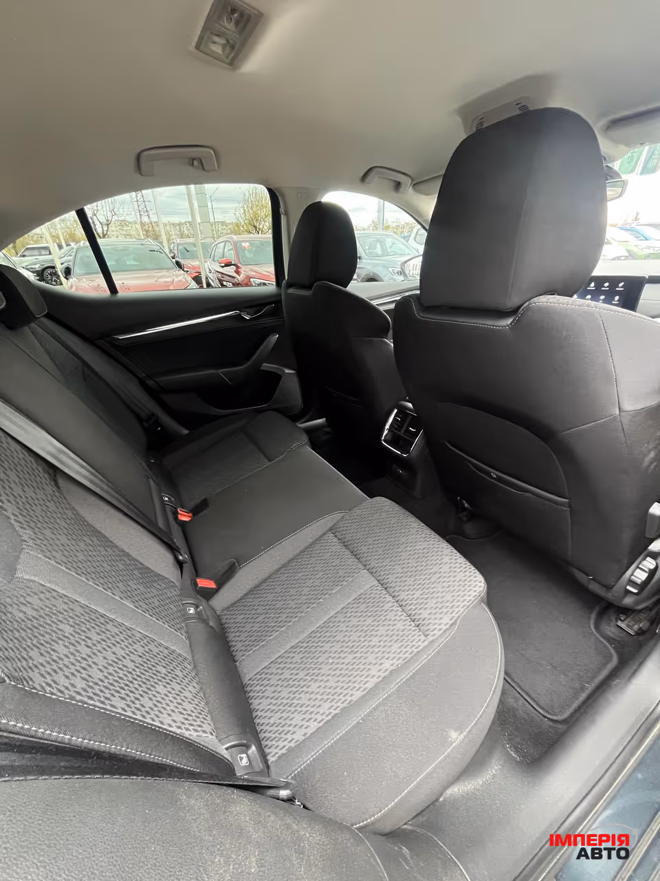 Skoda Octavia - фото 12