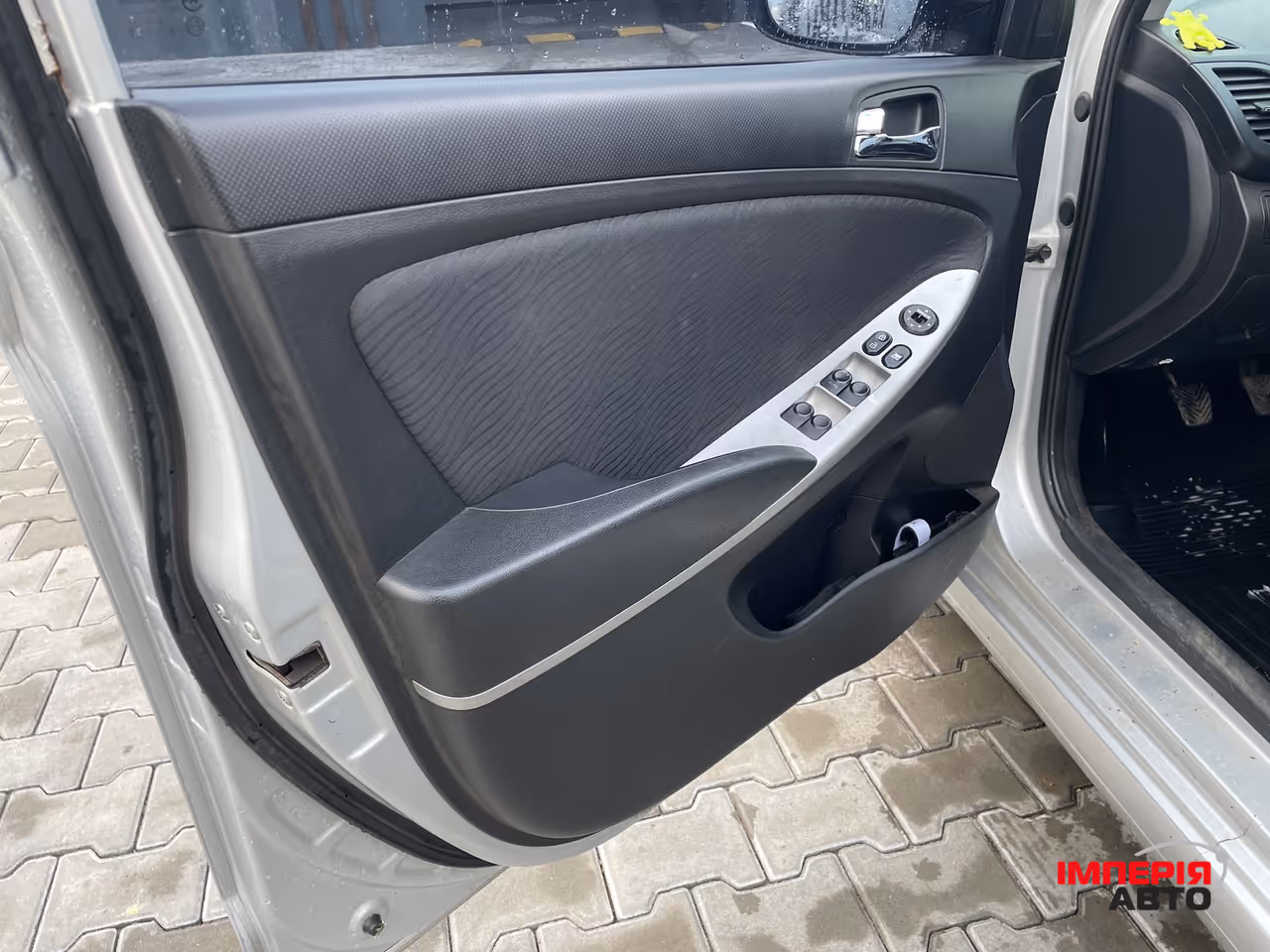 Hyundai Accent - фото 9