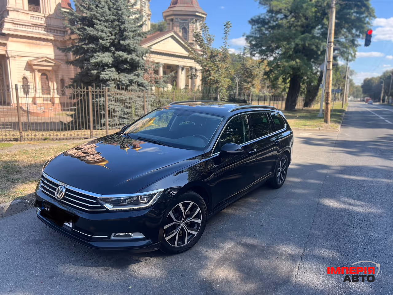 Volkswagen Passat - фото 1