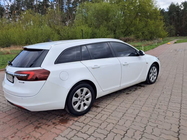 Opel Insignia - фото 3