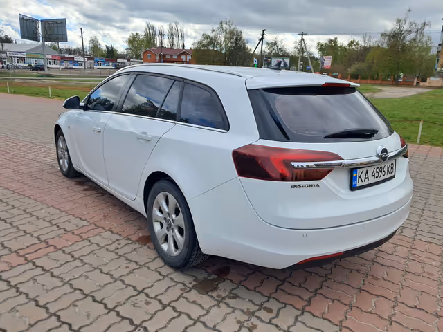 Opel Insignia - фото 5