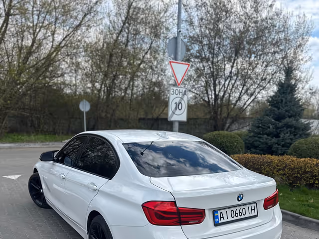 BMW 3 серії - фото 5