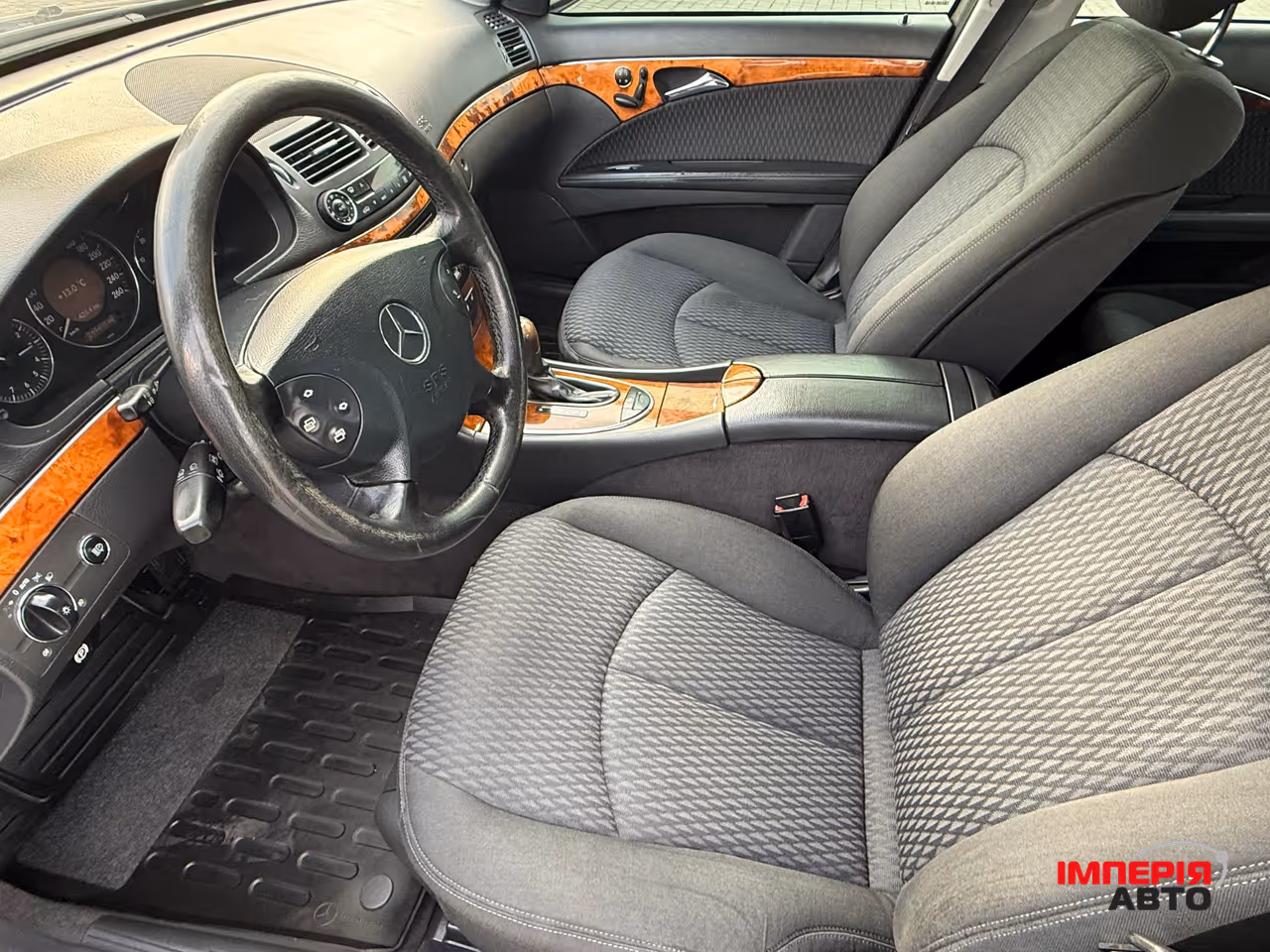 Mercedes-Benz E-Класс - фото 34