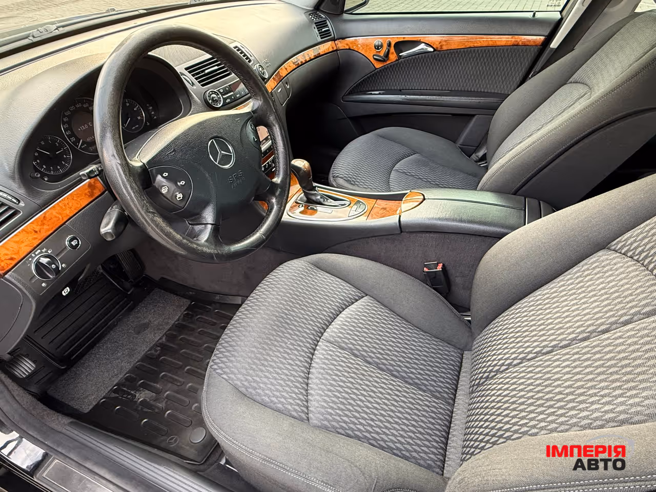 Mercedes-Benz E-Класс - фото 35