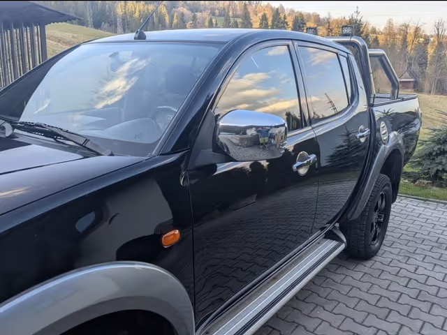 Mitsubishi L200 - фото 5