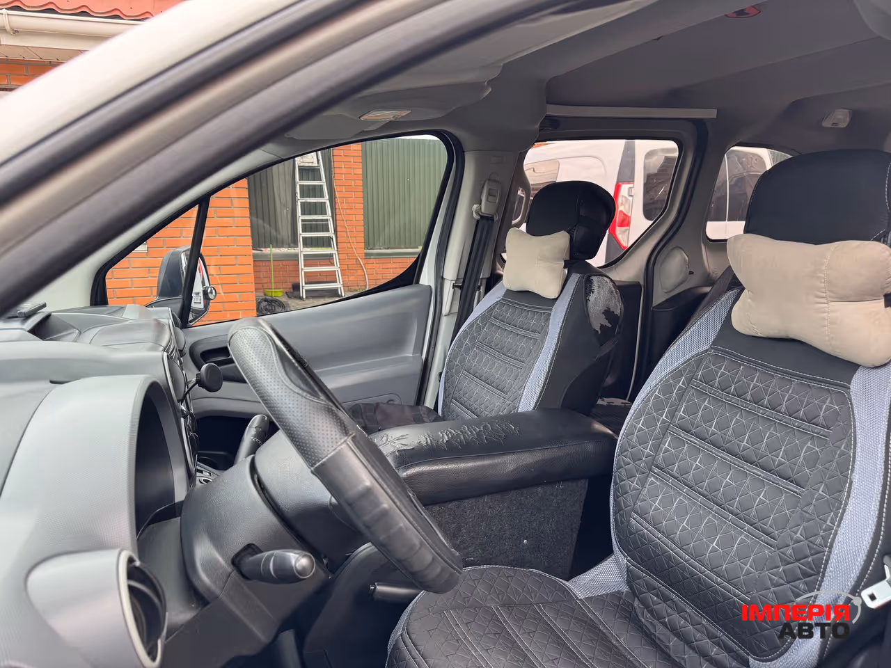 Peugeot Partner - фото 18