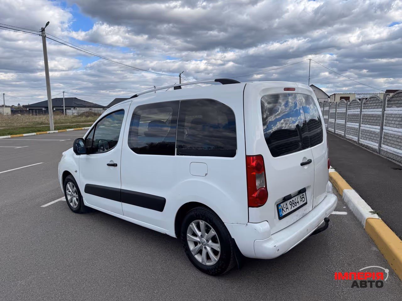 Peugeot Partner - фото 4