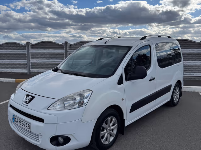 Peugeot Partner - фото 1