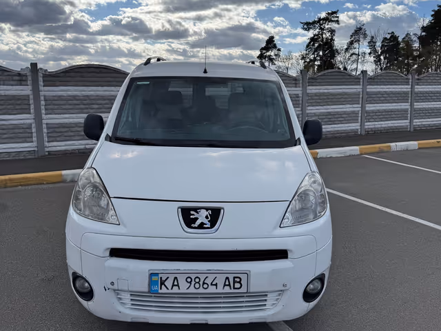 Peugeot Partner - фото 2