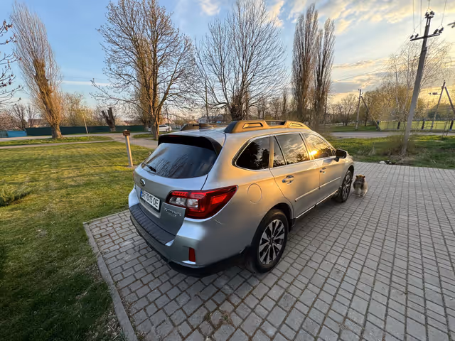 Subaru Outback - фото 4